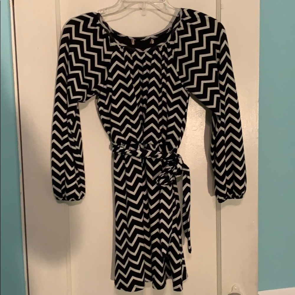 Girls chevron dress